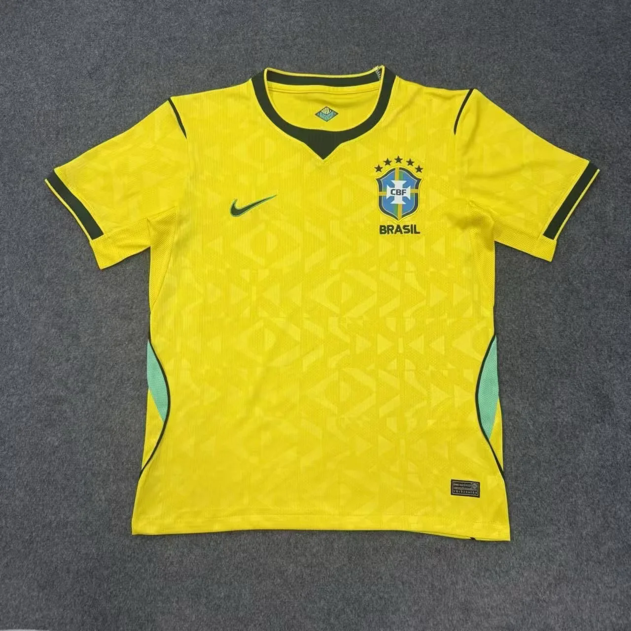 Camiseta Brasil 2026 Local