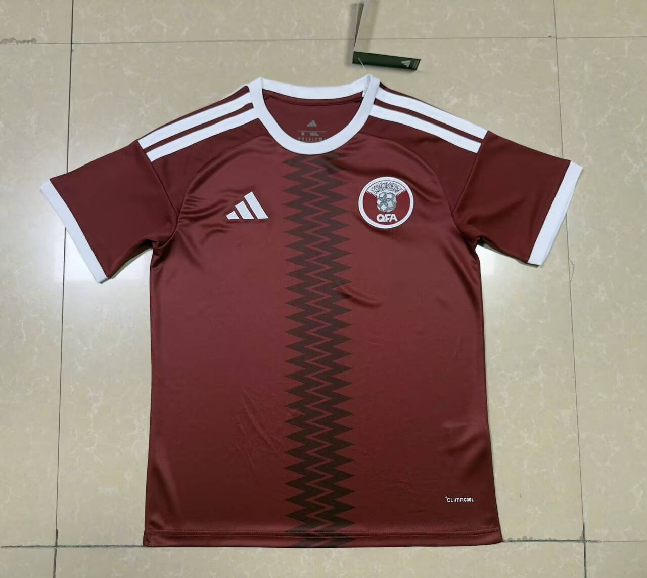 Camiseta Qatar 2026 Local