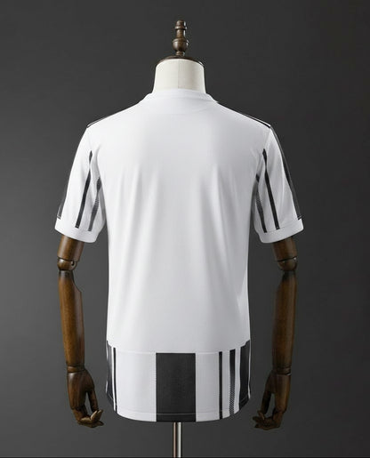 Camiseta Juventus 2026 Local – Vista trasera